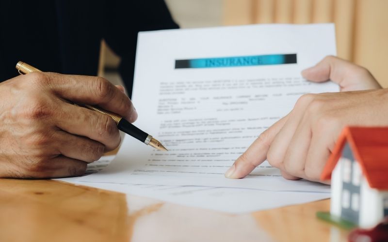 Accepting first insurance settlement offer